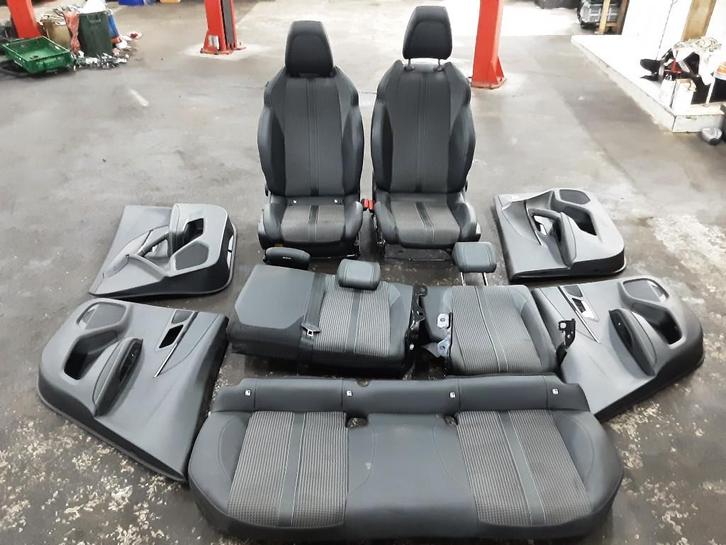 INTERIEUR COMPLET Peugeot 2008 (UD / UK / UR / US / UX), Autos : Pièces & Accessoires, Habitacle & Garnissage, Peugeot, Utilisé