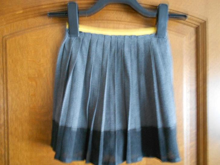 plooirokje Samson van JBC mt 128, Kinderen en Baby's, Kinderkleding | Maat 128, Gebruikt, Meisje, Jurk of Rok, Ophalen of Verzenden