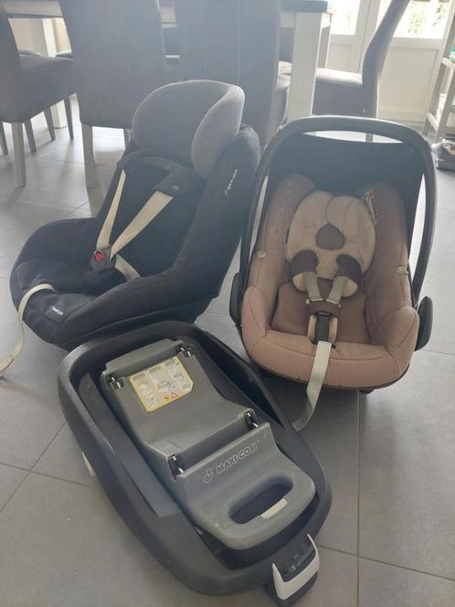 Maxi cosi Pearl en Pebble, met bijhorend isofix-systeem, Kinderen en Baby's, Autostoeltjes, Gebruikt, Maxi-Cosi, 0 t/m 18 kg, Isofix