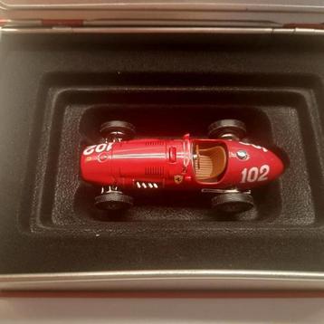 EXCLUSIEF: FERRARI 500 F2 NR.102 WINNER 1952*MIB*METAL BOOKC beschikbaar voor biedingen