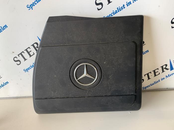 Plaque de protection moteur d'un Mercedes B-Klasse, Autos : Pièces & Accessoires, Carrosserie & Tôlerie, Mercedes-Benz, Utilisé