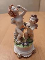 Porseleinen engeltjes (Capodimonte), Antiek en Kunst, Antiek | Porselein, Ophalen
