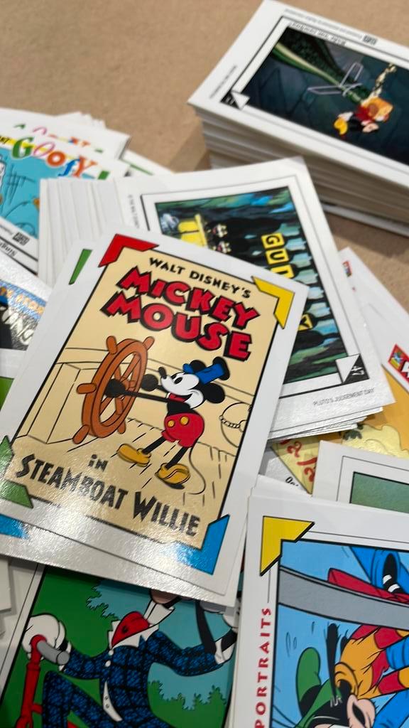 Lot de cartes à collectionner Mickey, Donald, Dingo, etc., Collections, Disney, Comme neuf, Donald Duck, Enlèvement ou Envoi