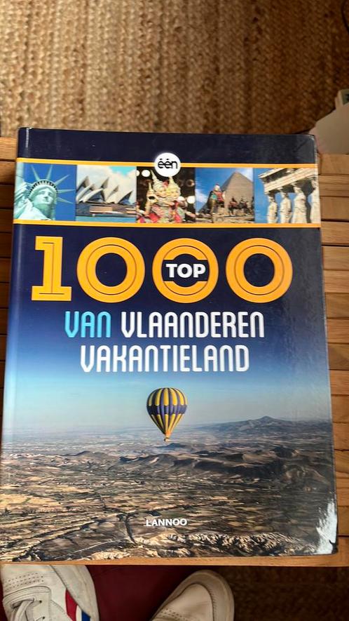 Gert Corremans - Top 1000 van Vlaanderen Vakantieland, Livres, Guides touristiques, Comme neuf, Enlèvement ou Envoi