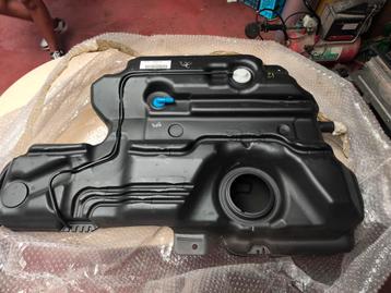 Brandstoftank renault kangoo beschikbaar voor biedingen