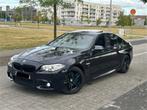 BMW SERIE 5 PACK M / TOIT OUVRANT/ AUTOMATIQUE, Auto's, Automaat, Euro 6, Adaptieve lichten, Blauw