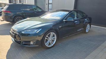 Tesla S85  beschikbaar voor biedingen