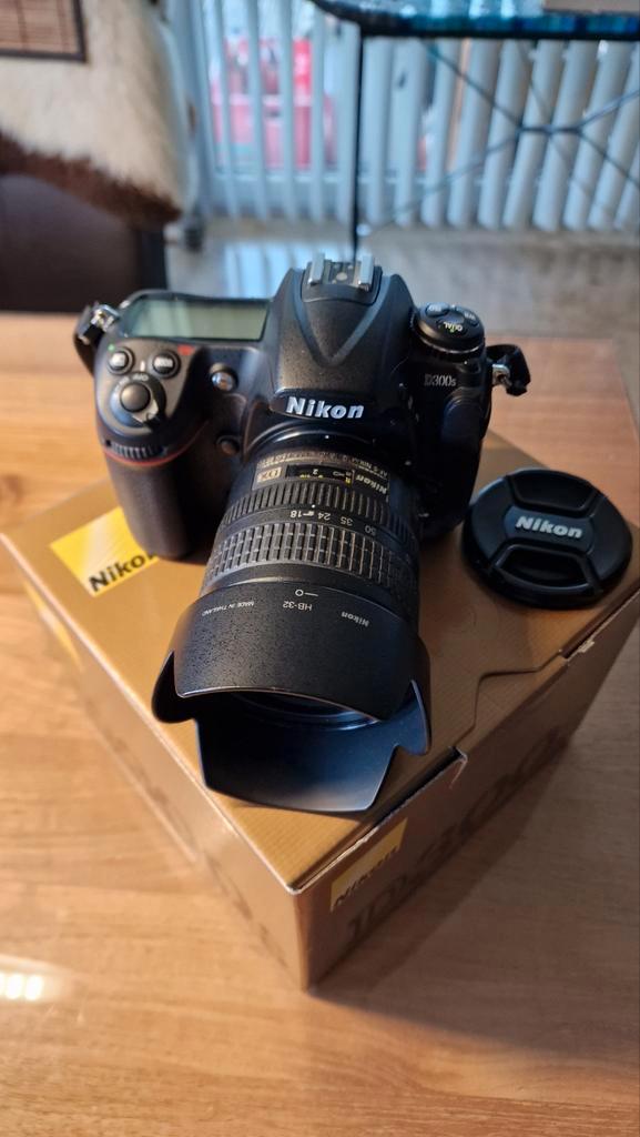 Nikon D300s + lens nikon 18-70 3.5-4.5 dx ed, Audio, Tv en Foto, Fotocamera's Digitaal, Nikon, Ophalen of Verzenden