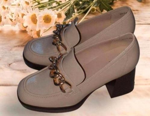 ✨️OXMOX Schoenen Maat 36 slechts 1x gedragen✨️✨️, Kleding | Dames, Schoenen, Zo goed als nieuw, Instappers, Beige, Ophalen of Verzenden
