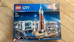 LEGO Ruimteraket en vluchtleiding 60228, Kinderen en Baby's, Ophalen of Verzenden, Zo goed als nieuw, Lego