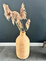 Rieten vaas met pampas, Huis en Inrichting, Woonaccessoires | Droogbloemen, Ophalen, Zo goed als nieuw