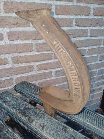 Schoenleest  beschikbaar voor biedingen