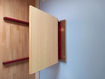 Bureau beschikbaar voor biedingen