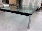 TABLE BASSE CASSINA LC10 140x140, Comme neuf, Métal, 100 à 150 cm, 100 à 150 cm