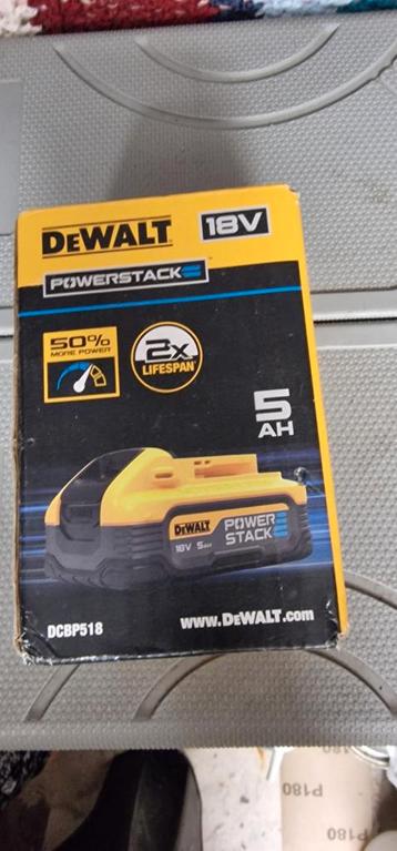 DeWALT Powerstack Li-Ion accu 18V - 5Ah, nieuwe.
 beschikbaar voor biedingen