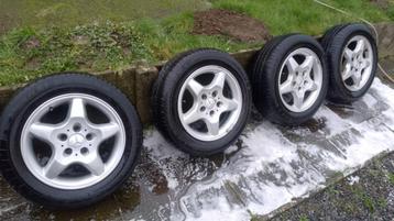 originele Mercedes velgen beschikbaar voor biedingen