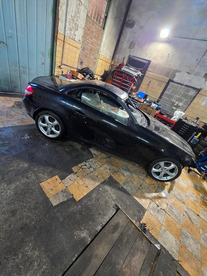 Mercedes SLK 350 (beschadigd), Auto's, Mercedes-Benz, Particulier, SLK, Automaat, Ophalen