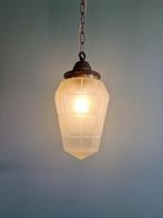 Art Deco hanglamp in gefacetteerd gesatineerd glas, jaren 20, Antiek en Kunst, Ophalen of Verzenden