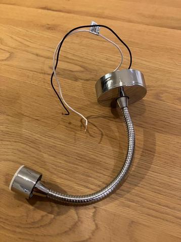 Opbouwspot met usb laadpoort - 12V - Chroom (2 stuks) beschikbaar voor biedingen