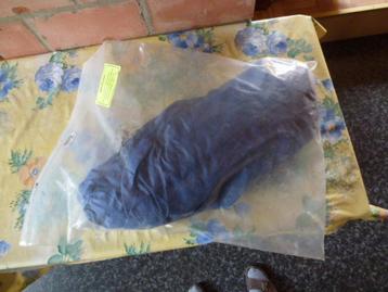 Autohoes voor voertuigen. In PVC  beschikbaar voor biedingen