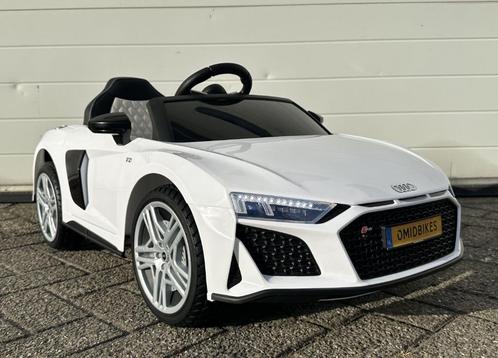 Audi R8 12v wit Afstands. / Bleutooht / Leder en Rubberba., Kinderen en Baby's, Speelgoed | Buiten | Voertuigen en Loopfietsen