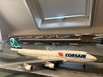 Boeing 747 Corsair 1:200 avec boîte et support, Collections, Aviation, Comme neuf, Modèle réduit, Enlèvement ou Envoi