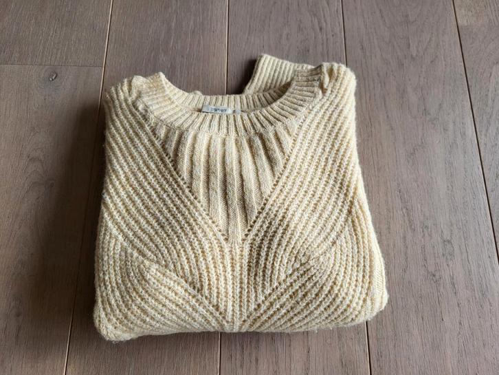 Lichtgele pull( vanillegeel- pastelgeel). Medium, Kleding | Dames, Truien en Vesten, Zo goed als nieuw, Ophalen of Verzenden