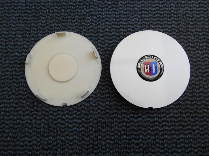 GEZOCHT : Naafkap voor replica Alpina velg BMW E30, Auto-onderdelen, Banden en Velgen, Velg(en), Zomerbanden, 17 inch, 205 mm