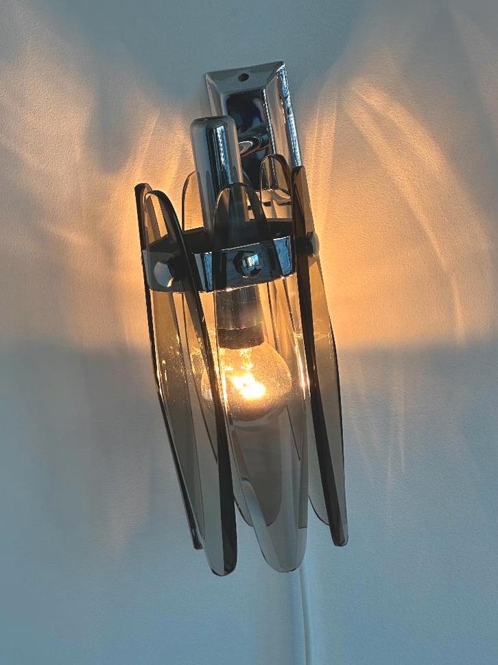 Lampe de chevet applique vintage années 60 verre fumé, Antiek en Kunst, Antiek | Verlichting, Ophalen