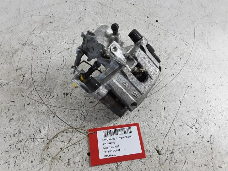 REMKLAUW RECHTS ACHTER Toyota Yaris III (P13) (3459Z1A), Auto-onderdelen, Remmen en Aandrijving, Toyota, Gebruikt