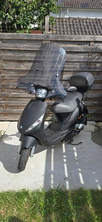 Piaggio Zip 4T – Klasse A – Matzwart – 9540 km – Veel Xtra's beschikbaar voor biedingen