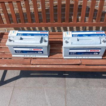 Semi tractie  batterijen  beschikbaar voor biedingen