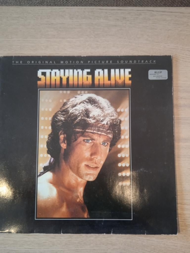 Lp staying alive, Ophalen