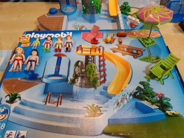 playmobil zwembad met glijbaan, Kinderen en Baby's, Speelgoed | Playmobil, Ophalen, Zo goed als nieuw, Complete set