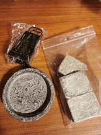 Amberblokjes dennengeur met schaaltje en mini-rasp., Huis en Inrichting, Ophalen of Verzenden, Zo goed als nieuw