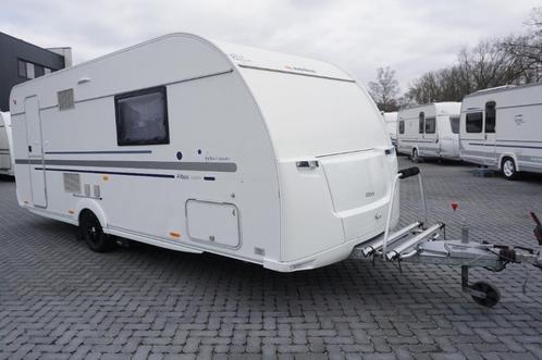 Mooie 4pers.Adria met mover, airco, voortent, fietsrek, quee, Caravans en Kamperen, Caravans, Bedrijf, tot en met 4, Treinzit