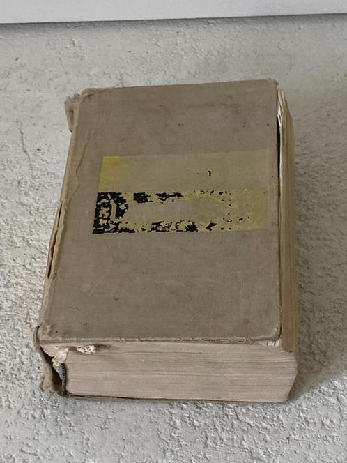 Zeer oude Larousse 14e druk 1963, Boeken, Woordenboeken, Gelezen, Ophalen of Verzenden