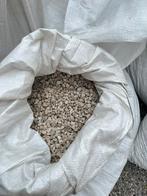 Siergrind wit/grijs +-750kg in zakken, Ophalen, Zo goed als nieuw, Grijs