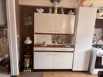 Retro keuken-berging kast, Ophalen
