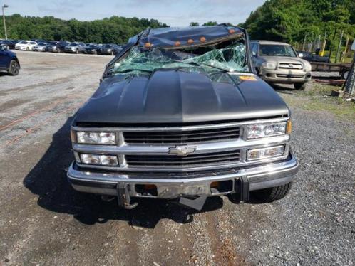Veel Chevrolet Suburban 1992-1999 onderdelen, Auto-onderdelen, Accu's en Toebehoren, Amerikaanse onderdelen, Jeep, Chevrolet, Chrysler