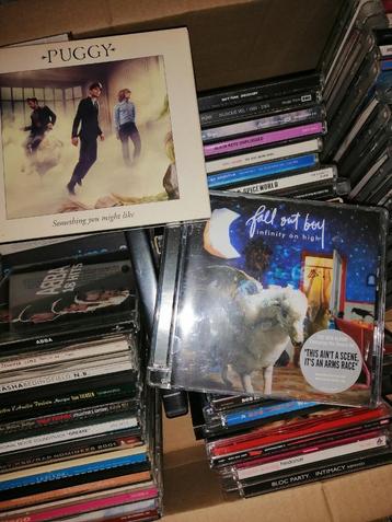 66 cd a la piece ou en lot beschikbaar voor biedingen