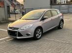 Ford Focus essence Airco euro 5 Gps, Auto's, Ford, Te koop, Zilver of Grijs, Airconditioning, Berline