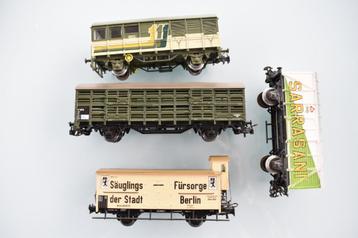 (9D) Wagons de fret Märklin 4 lire la description, Enlèvement ou Envoi, Courant alternatif, Wagon, Comme neuf