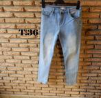 (36)- jeans femme t.36 bleu - cassis -, Ophalen of Verzenden, Zo goed als nieuw, W28 - W29 (confectie 36), Blauw