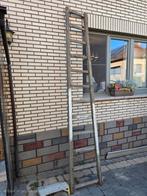 Gratis houten ladder, Doe-het-zelf en Bouw, Ladders en Trappen, Ophalen, Zo goed als nieuw, Ladder