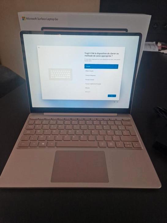 Microsoft Surface Laptop Go, Computers en Software, Windows Laptops, Zo goed als nieuw, 12 inch, SSD, Minder dan 2 Ghz, Ophalen of Verzenden