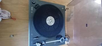 Vintage platenspeler Philips  beschikbaar voor biedingen