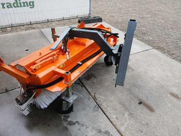 Bema Hydraulische frontbezem beschikbaar voor biedingen