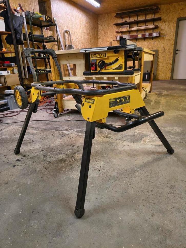 Dewalt DWE74911-XJ mobiel onderstel voor zaagtafel, Doe-het-zelf en Bouw, Gereedschap | Machine-onderdelen en Toebehoren, Zo goed als nieuw