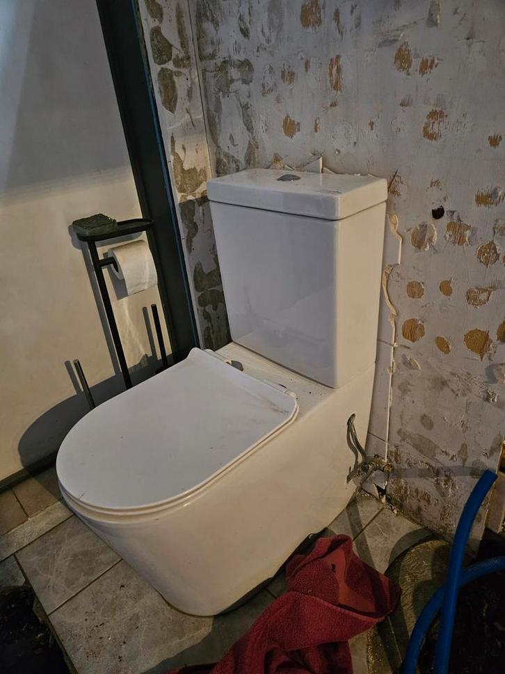 Wc staand model  X2 O winkel, Doe-het-zelf en Bouw, Sanitair, Zo goed als nieuw, Ophalen